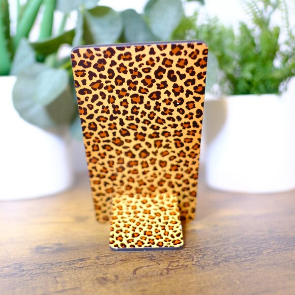 Handmade Cellphone Stand/Dock, Animal Print, iphone, samsung, android, gift - Picture 4 of 4